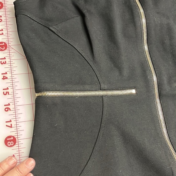 ANN TAYLOR Faux Leather Detail Gold Zip Career/Minimalist Black Sheath Dress 6 - Picture 9 of 15